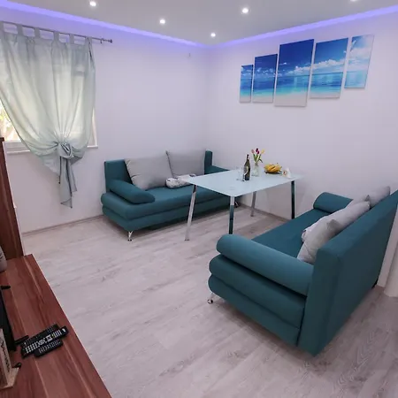 Apartman Luminar *
